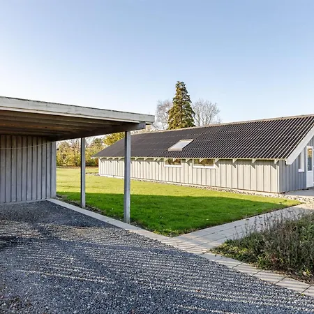 Semesterbostad Gerarda - 450m From The Sea By Interhome